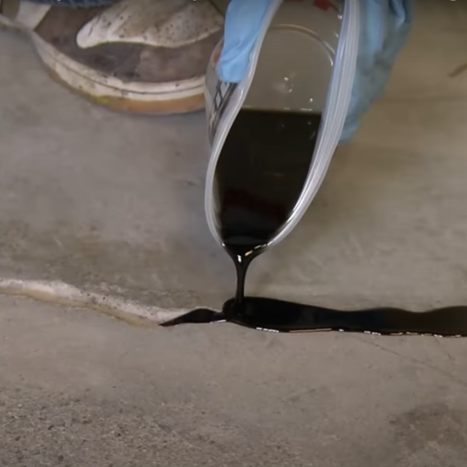 Instapatch Reparador Ultra Rapido para Pisos de Concreto de Poliurea Galon - Image 3